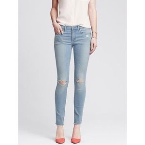 Banana republic light wash distressed skinny jeans